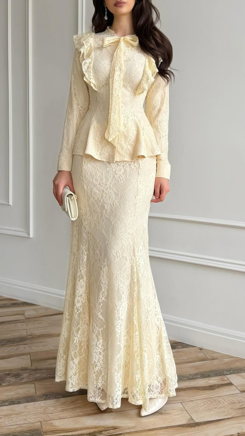 Spitzen-Set mit Schleifenbluse & Maxi-Rock